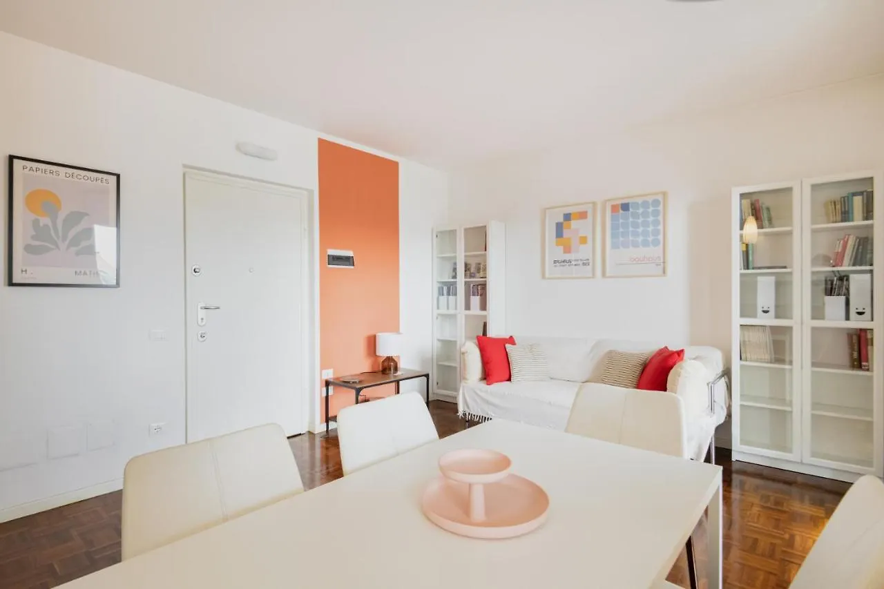 Апартаменты Easylife - Accogliente Dimora Con Balcone Милан 0*,