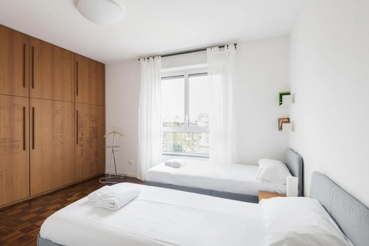 Ferienwohnung Easylife - Accogliente Dimora Con Balcone Mailand Apartment